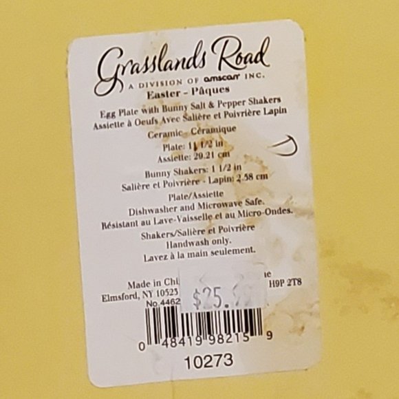 Grasslands Road Spring Collection Egg Plater with Salt & Pepper Bunny Shakers - Picture 4 of 6